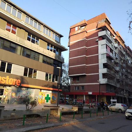 City Center White Apartment! Skopje Eksteriør bilde